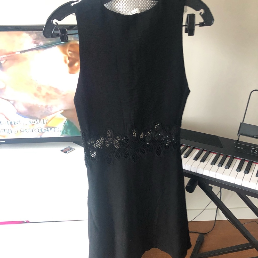 Gorgeous Sandro dress - Picture 6 of 8
